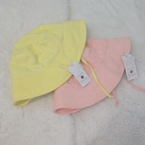 2 Shade & Shore Kids' Yellow and Pink Bucket Hats